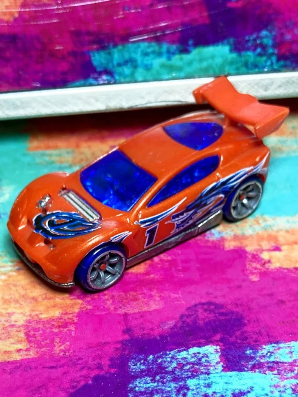 TOY CAR COLLECTIBLE - Hot Wheels AcceleRacers Synkro Teku TIX936 Mattel